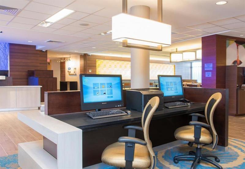 Fairfield Inn & Suites By Marriott Tampa Westshore/Airport Экстерьер фото