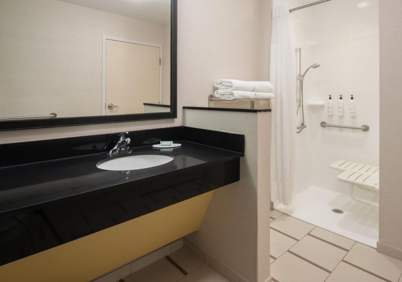 Fairfield Inn & Suites By Marriott Tampa Westshore/Airport Экстерьер фото